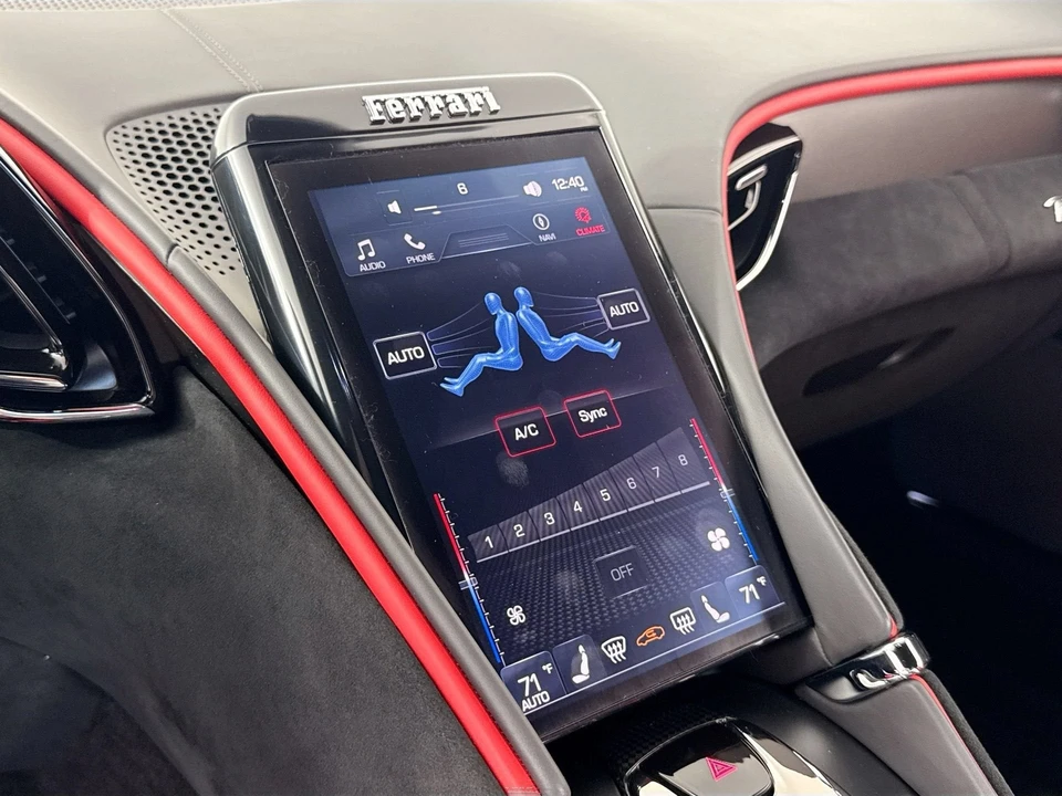 2022 Ferrari Roma - Image 12 of 29