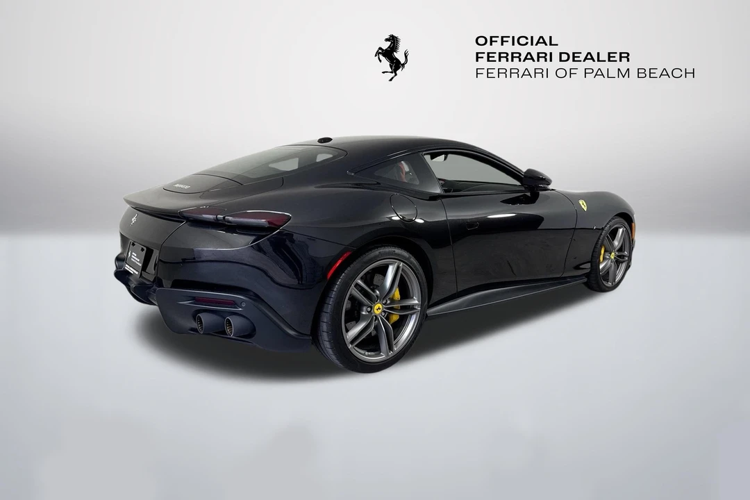 2022 Ferrari Roma - Image 7 of 29