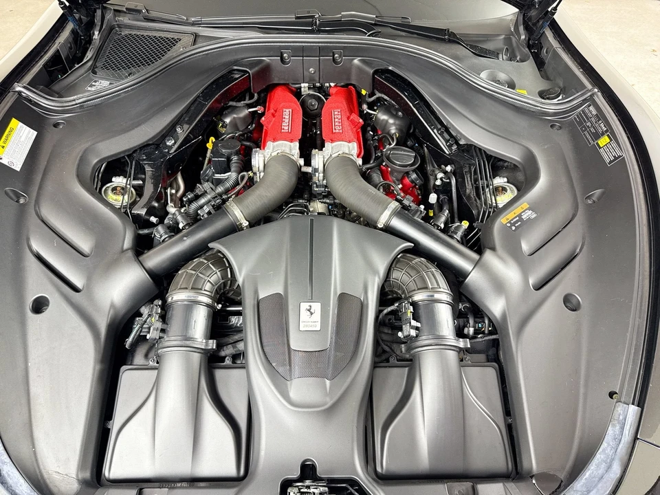 2022 Ferrari Roma - Image 21 of 29