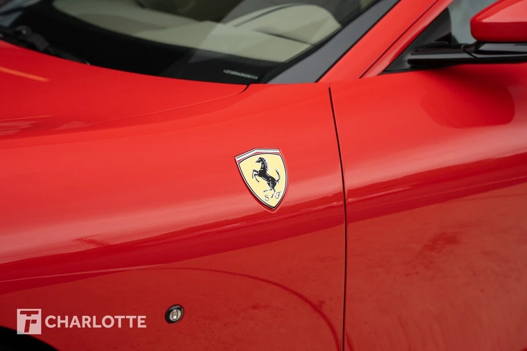 2022 Ferrari Roma - Image 11 of 31