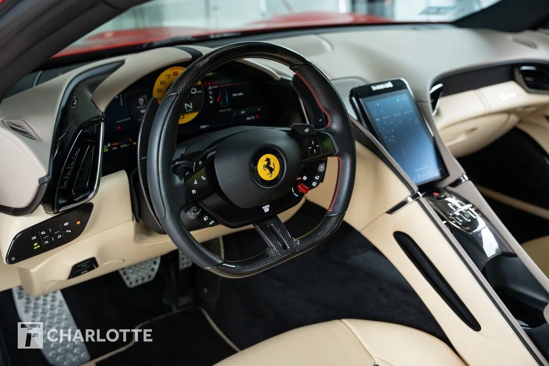 2022 Ferrari Roma - Image 25 of 31