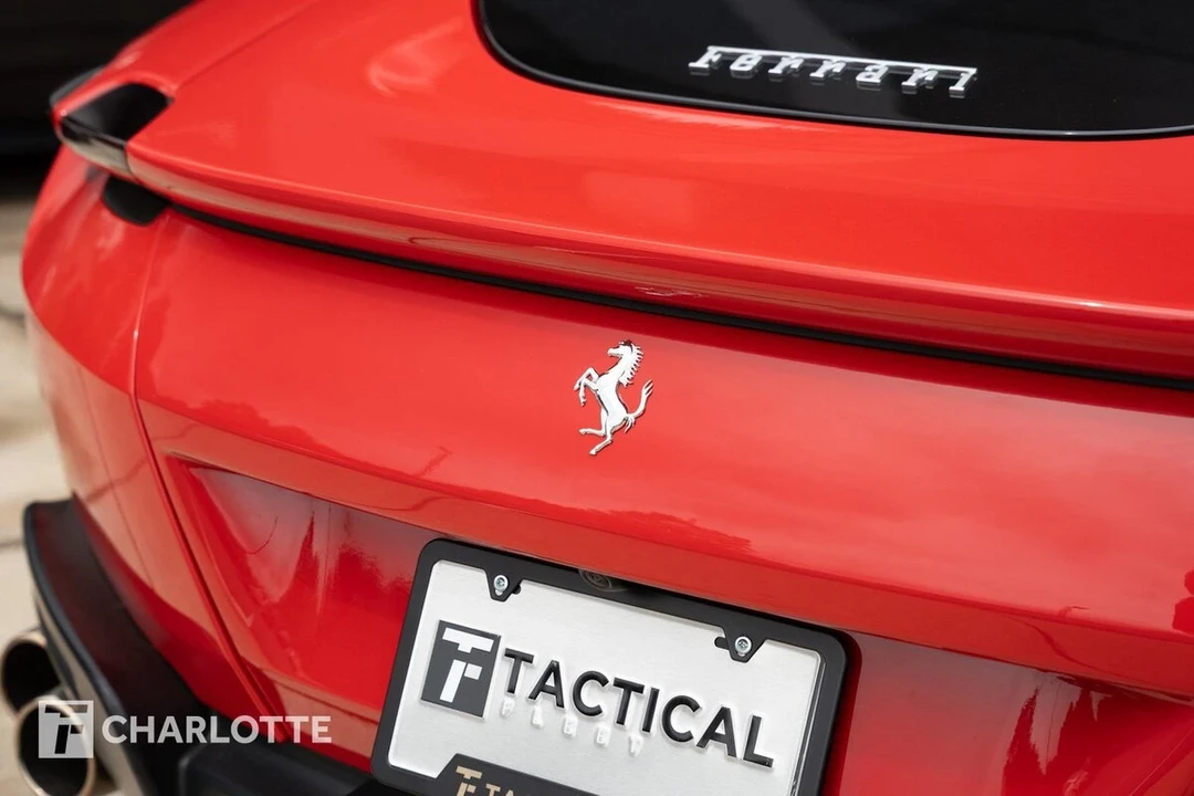 2022 Ferrari Roma - Image 17 of 31
