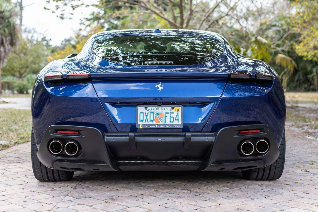 2022 Ferrari Roma - Image 5 of 31