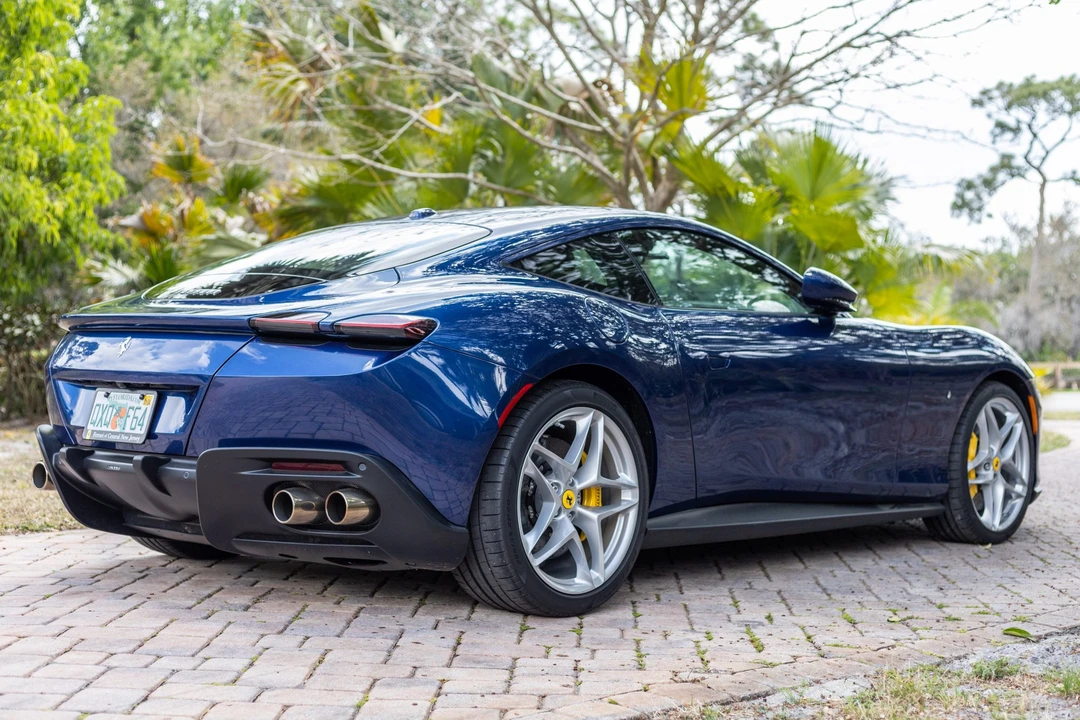 2022 Ferrari Roma - Image 4 of 31