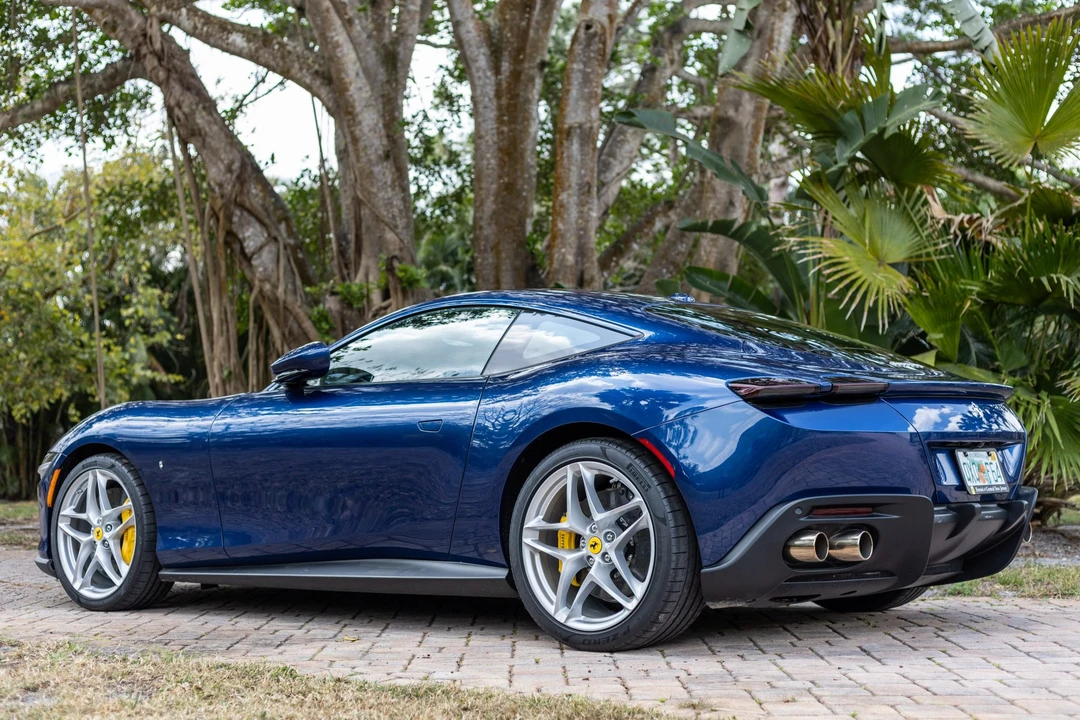 2022 Ferrari Roma - Image 6 of 31