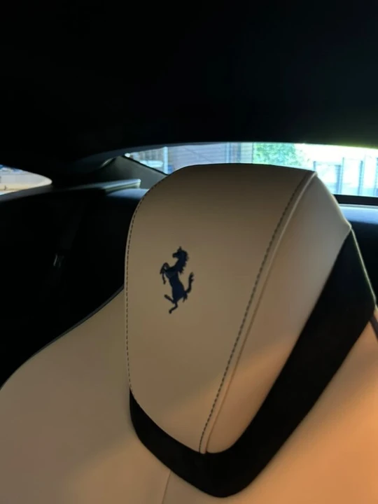 2022 Ferrari Roma - Image 9 of 12