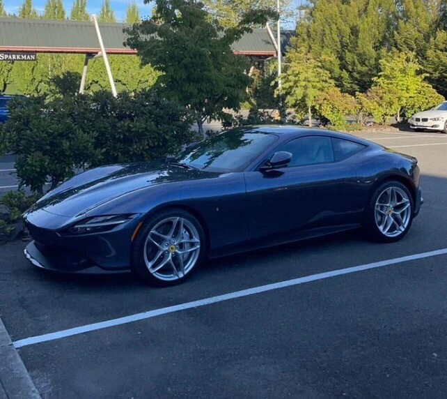 2022 Ferrari Roma - Image 5 of 12