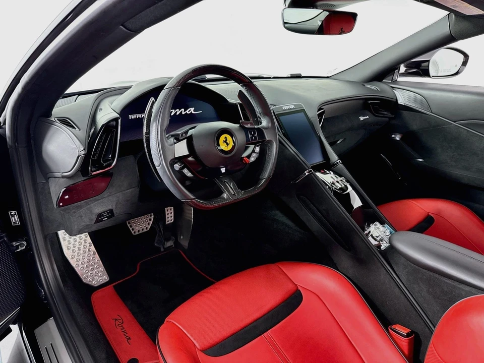 2022 Ferrari Roma - Image 5 of 31