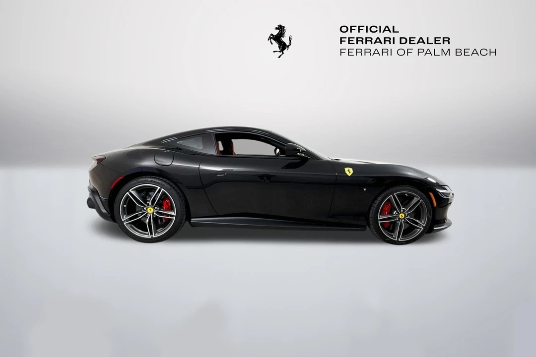 2022 Ferrari Roma - Image 8 of 31