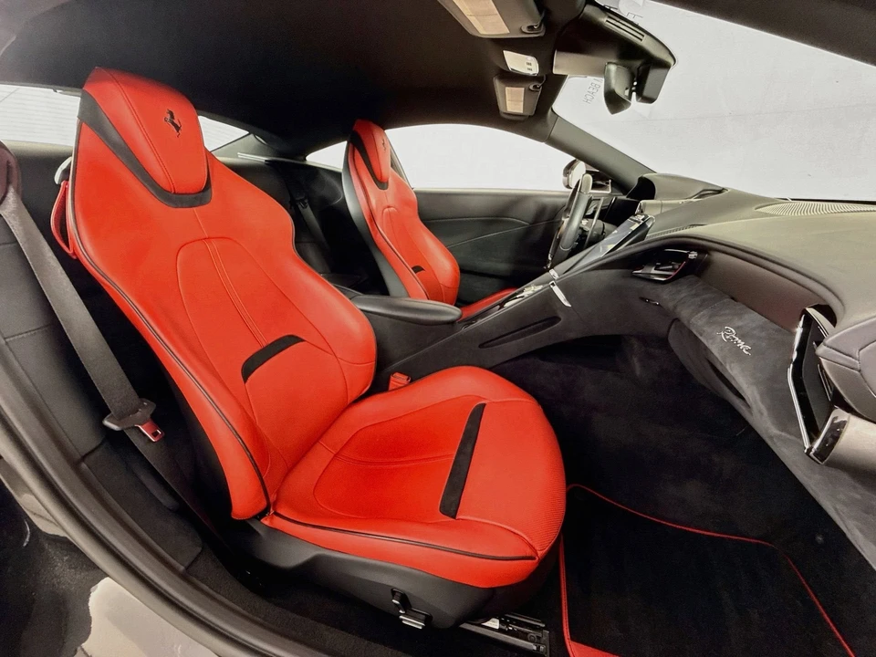 2022 Ferrari Roma - Image 23 of 31