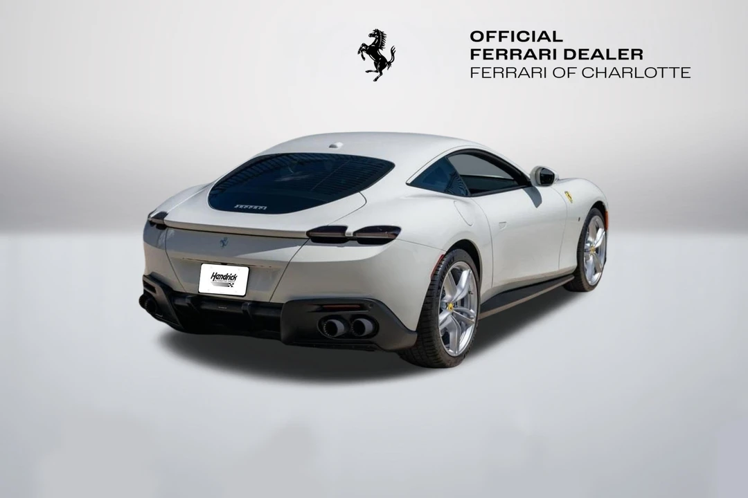 2022 Ferrari Roma - Image 7 of 31