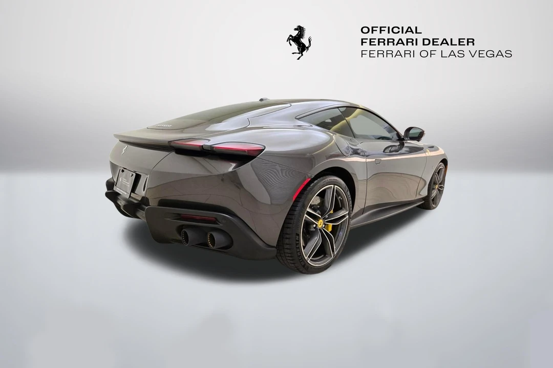 2022 Ferrari Roma - Image 9 of 31