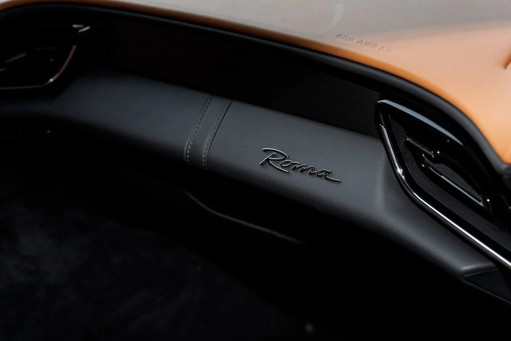 2022 Ferrari Roma - Image 17 of 31