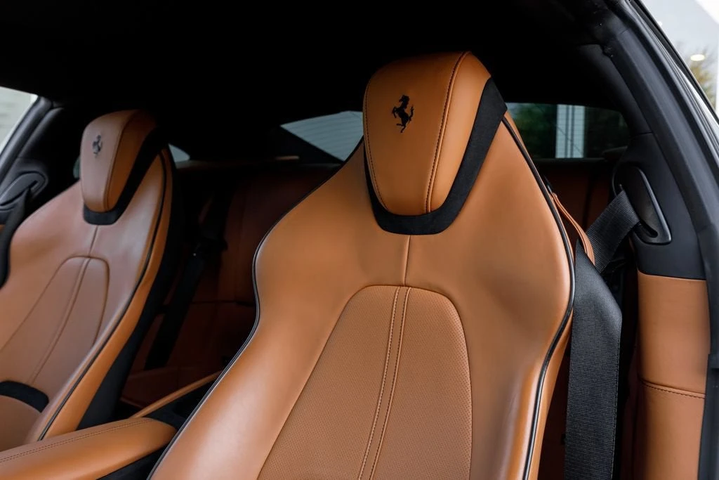 2022 Ferrari Roma - Image 20 of 31