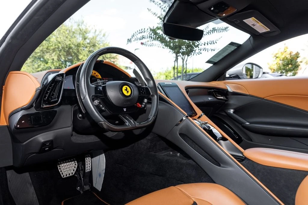 2022 Ferrari Roma - Image 25 of 31