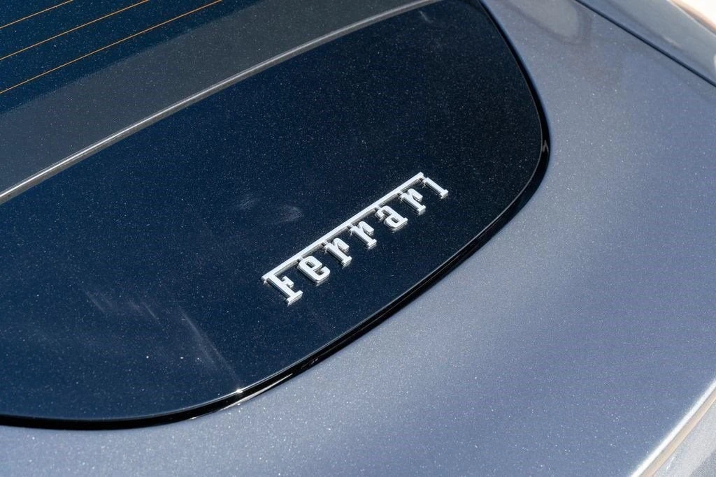 2022 Ferrari Roma - Image 18 of 31