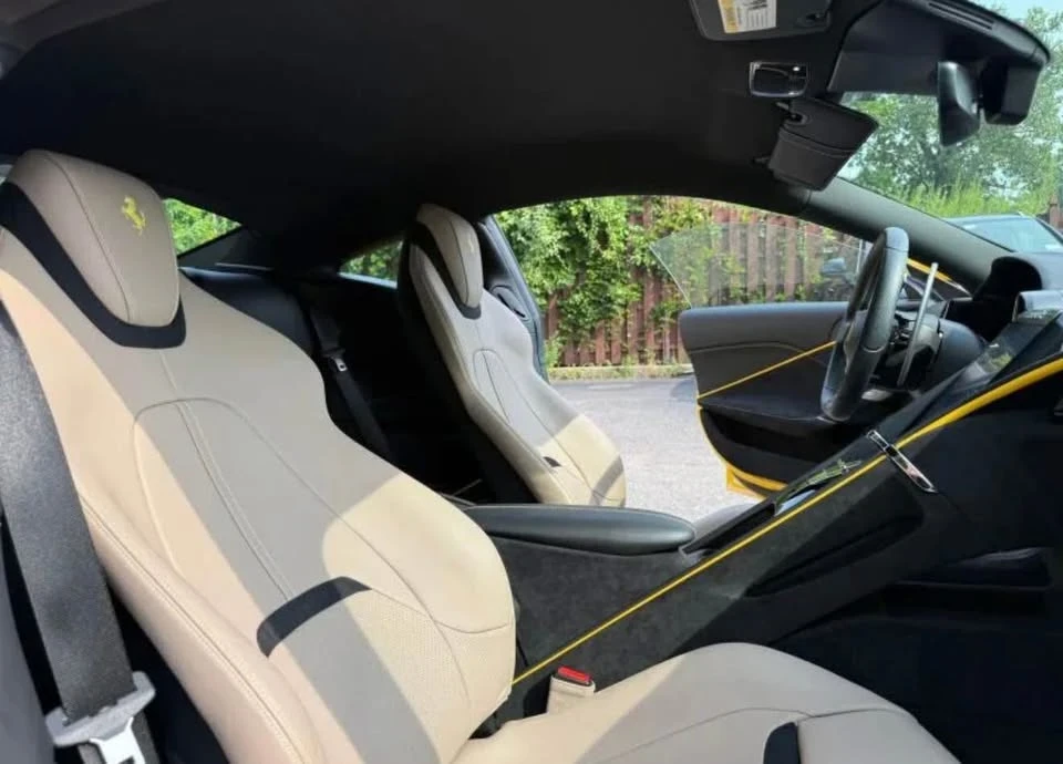 2022 Ferrari Roma - Image 10 of 10