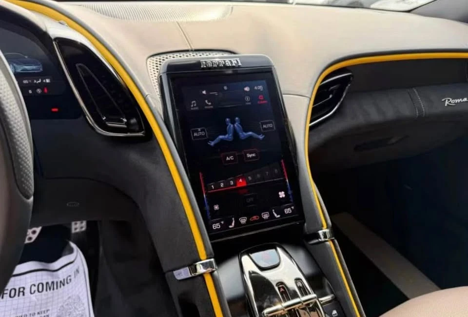 2022 Ferrari Roma - Image 9 of 10