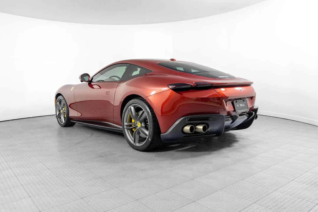 2022 Ferrari Roma - Image 8 of 21