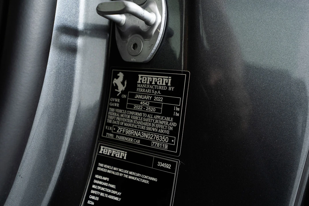 2022 Ferrari Roma - Image 15 of 31