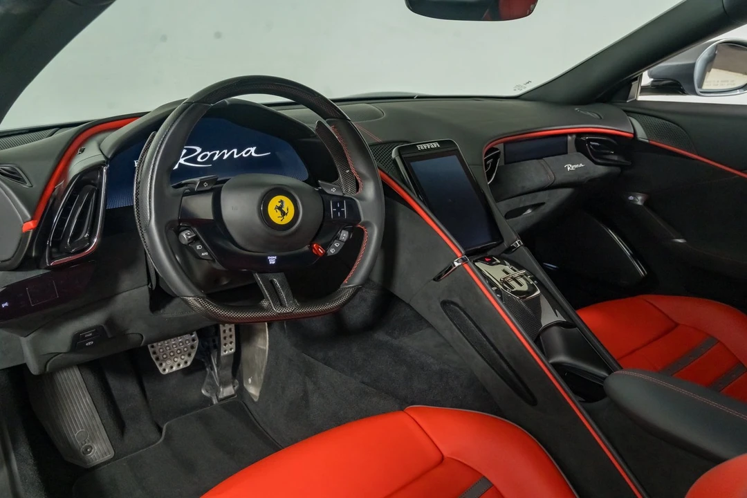 2022 Ferrari Roma - Image 18 of 31