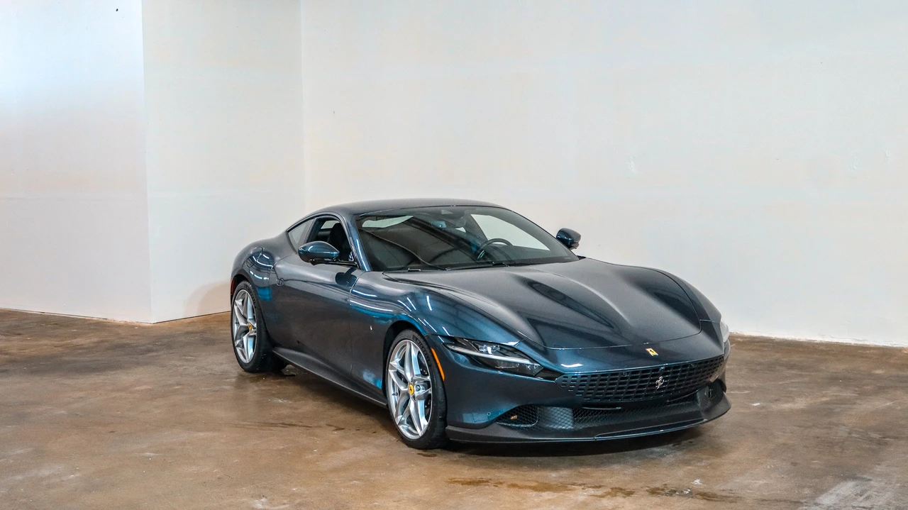 2022 Ferrari Roma - Image 25 of 31
