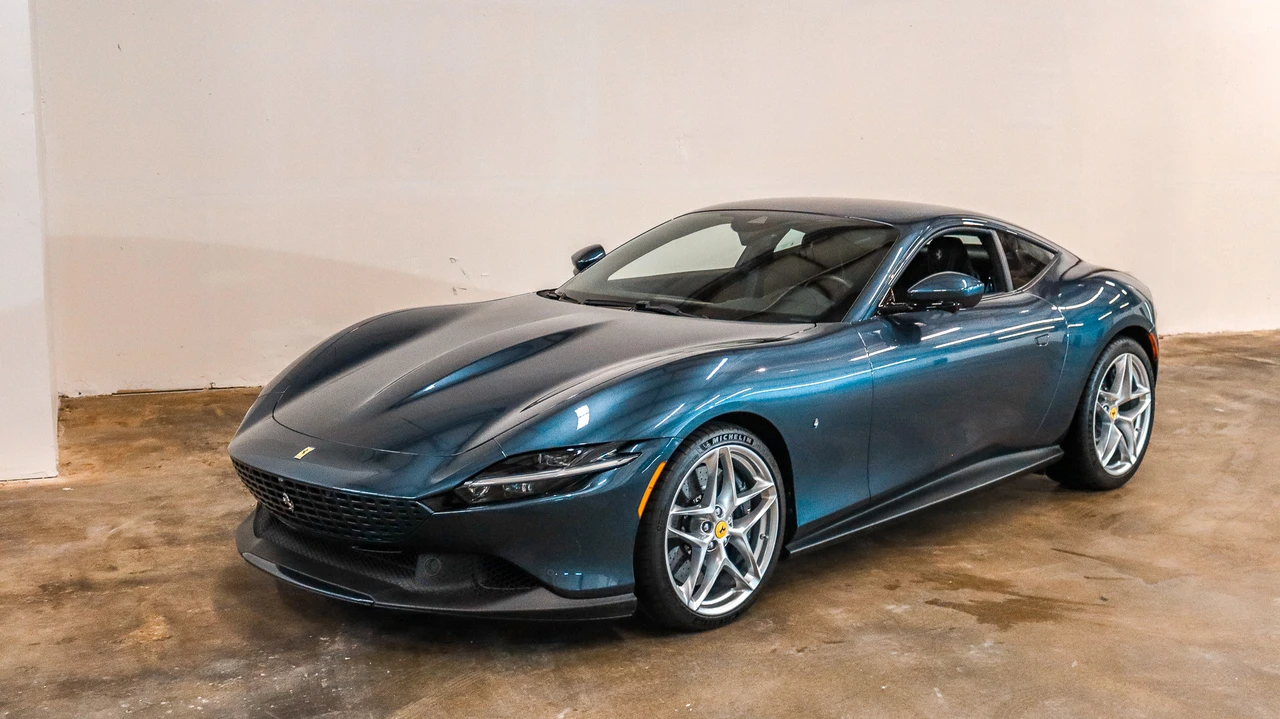 2022 Ferrari Roma - Image 15 of 31