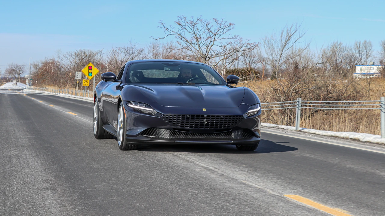 2022 Ferrari Roma - Image 8 of 31