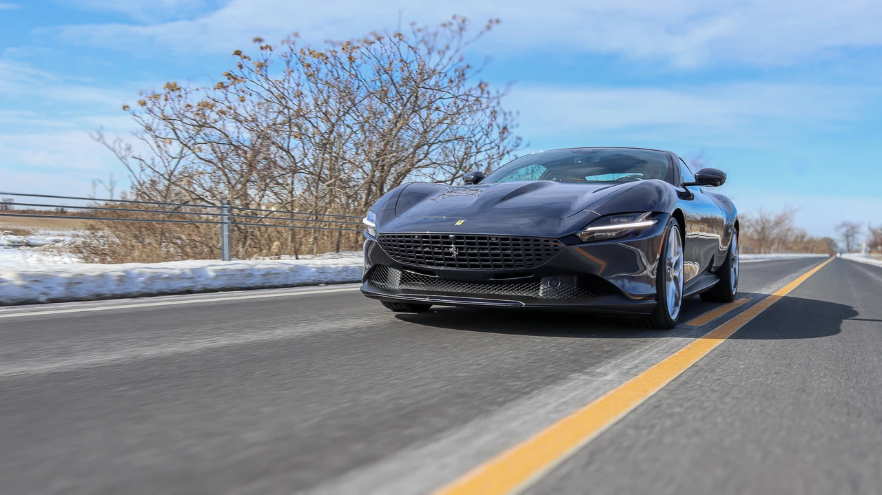 2022 Ferrari Roma - Image 4 of 31