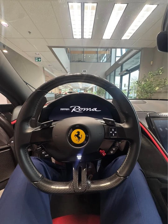 2022 Ferrari Roma - Image 9 of 11