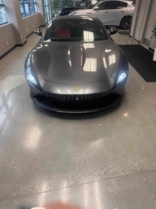 2022 Ferrari Roma - Image 2 of 11