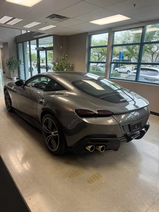 2022 Ferrari Roma - Image 3 of 11