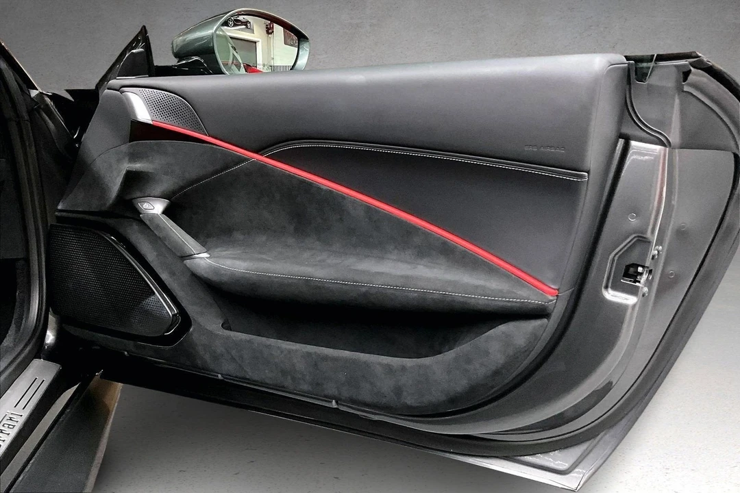 2022 Ferrari Roma - Image 23 of 29