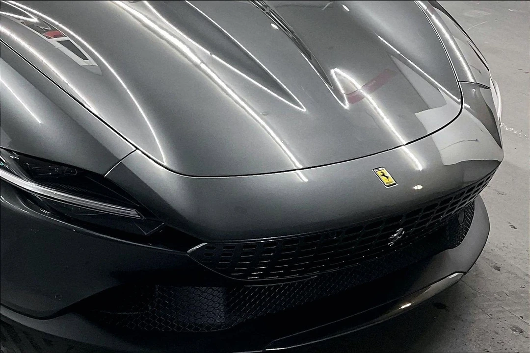 2022 Ferrari Roma - Image 27 of 29