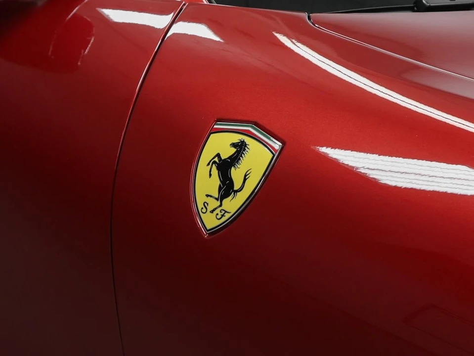 2022 Ferrari Roma - Image 10 of 31