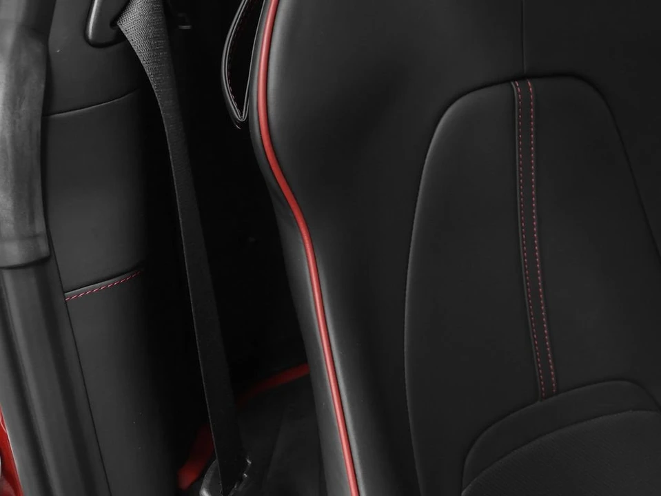 2022 Ferrari Roma - Image 29 of 31