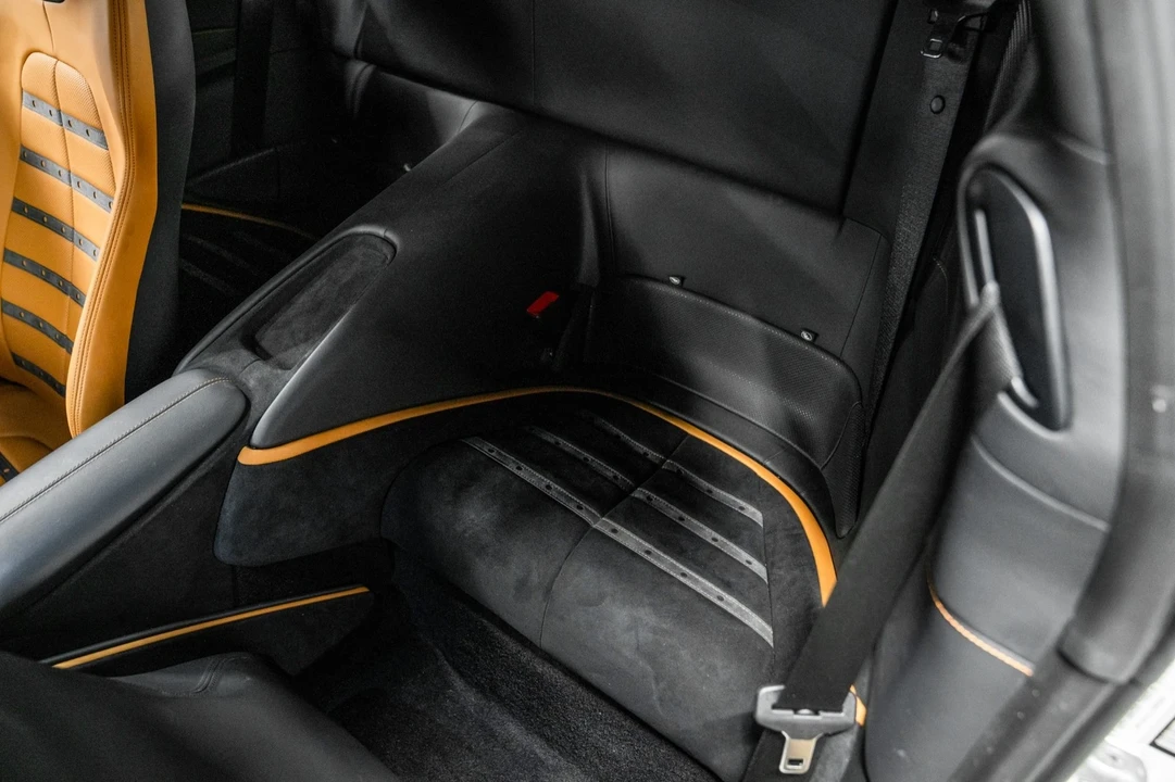 2022 Ferrari Roma - Image 15 of 21