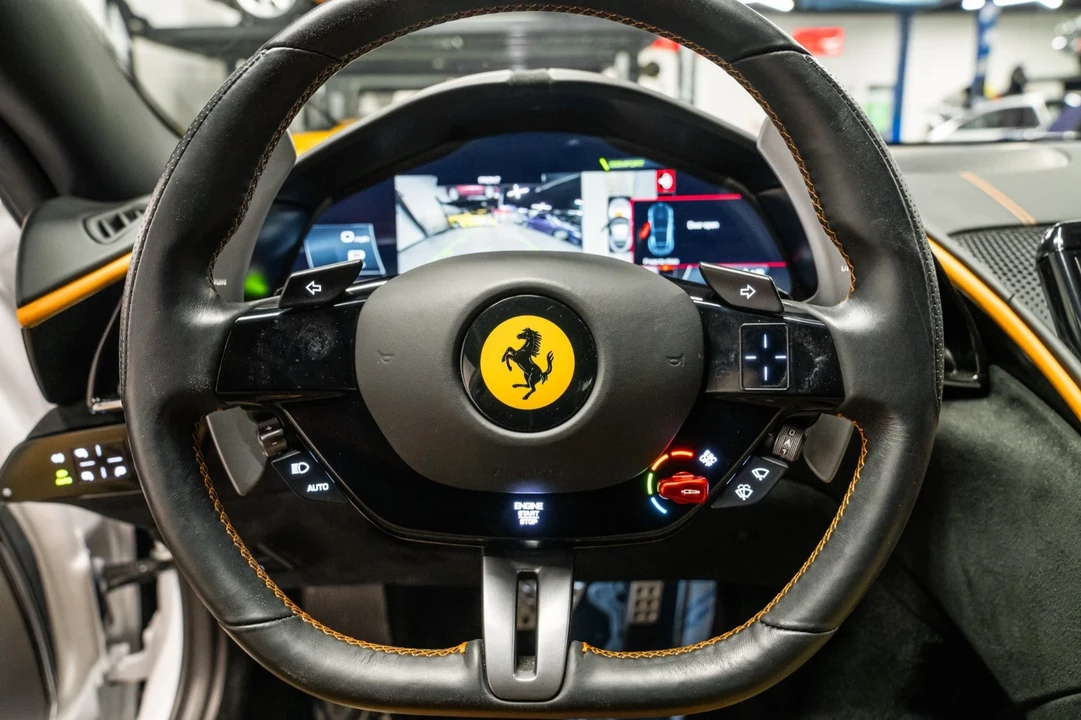 2022 Ferrari Roma - Image 14 of 21