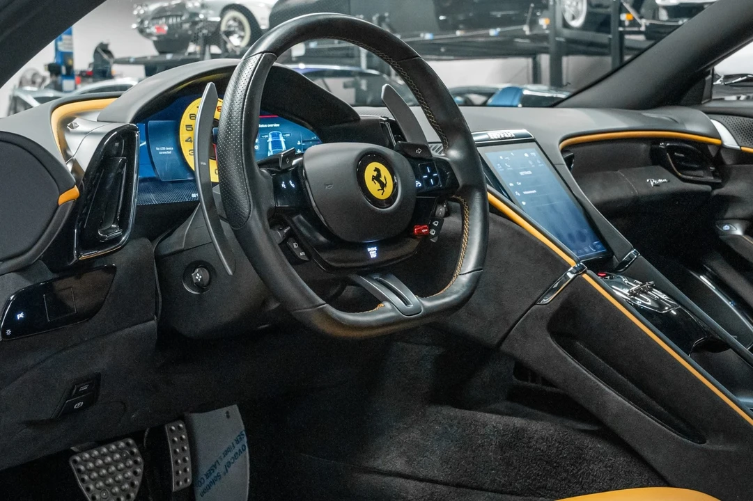 2022 Ferrari Roma - Image 12 of 21