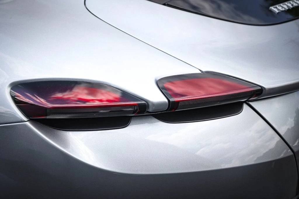 2022 Ferrari Roma - Image 20 of 31