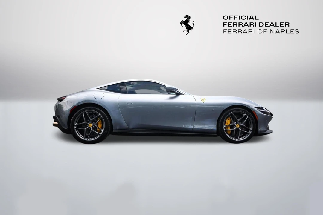 2022 Ferrari Roma - Image 2 of 31