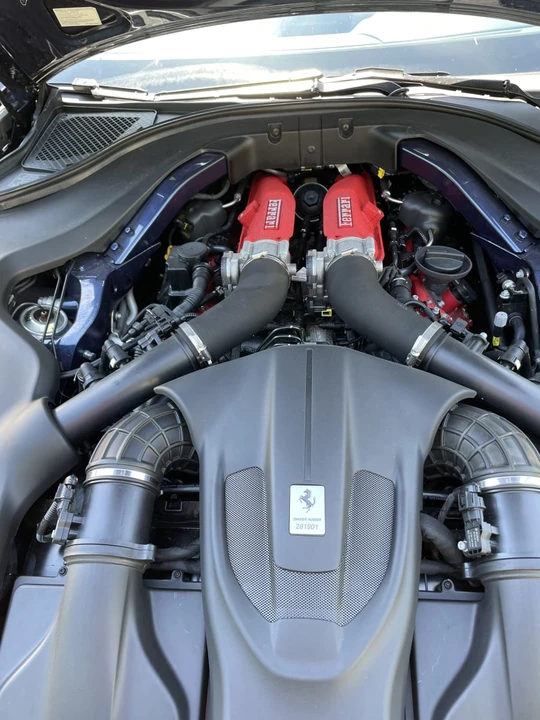 2022 Ferrari Roma - Image 19 of 23