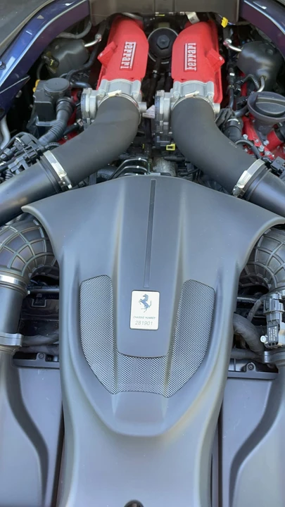 2022 Ferrari Roma - Image 21 of 23