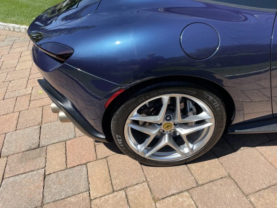 2022 Ferrari Roma - Image 5 of 23