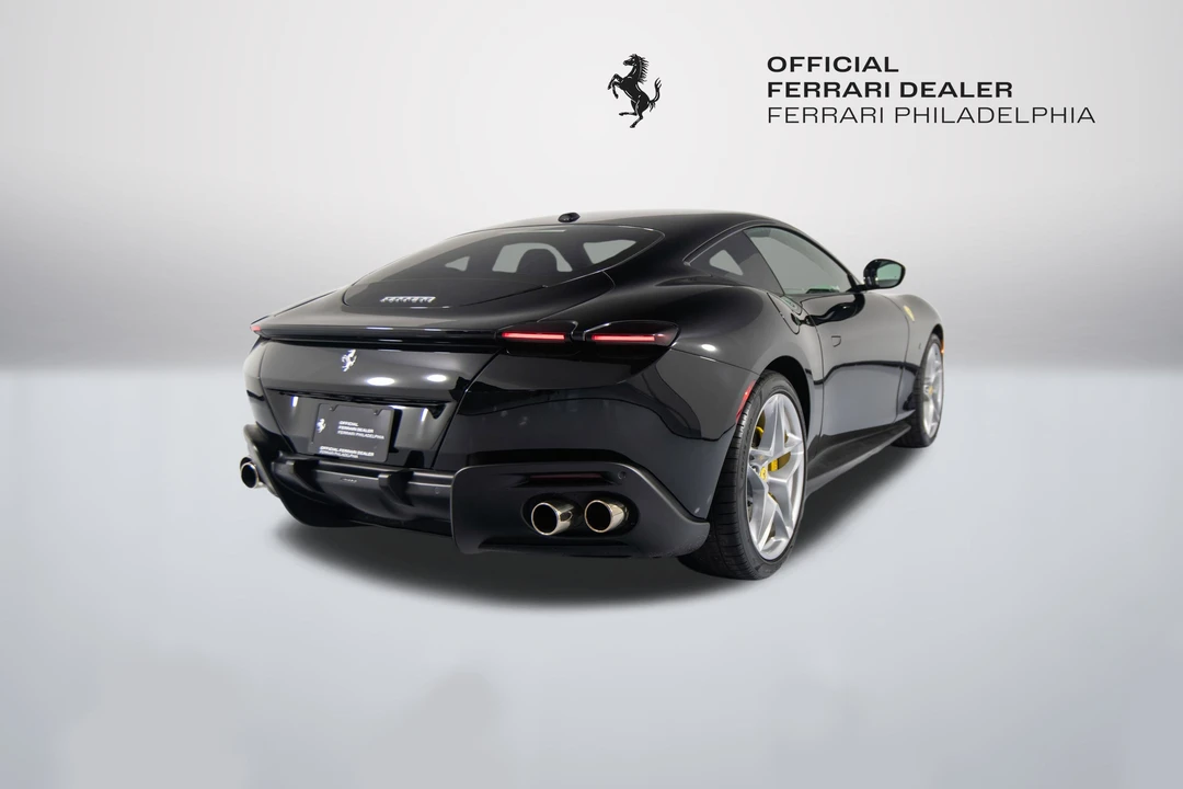 2022 Ferrari Roma - Image 27 of 31