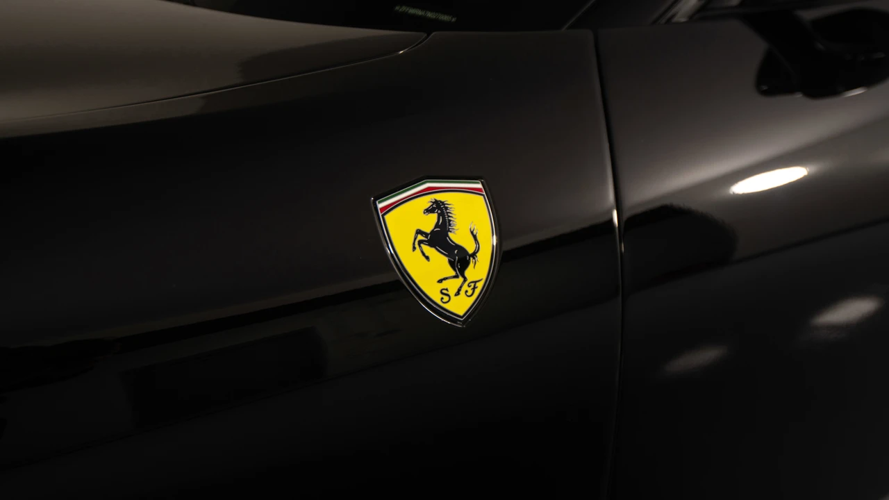 2022 Ferrari Roma - Image 31 of 31