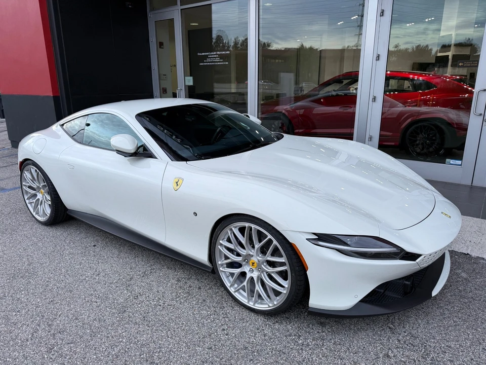 2022 Ferrari Roma - Image 3 of 21