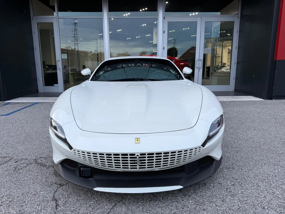 2022 Ferrari Roma - Image 11 of 21