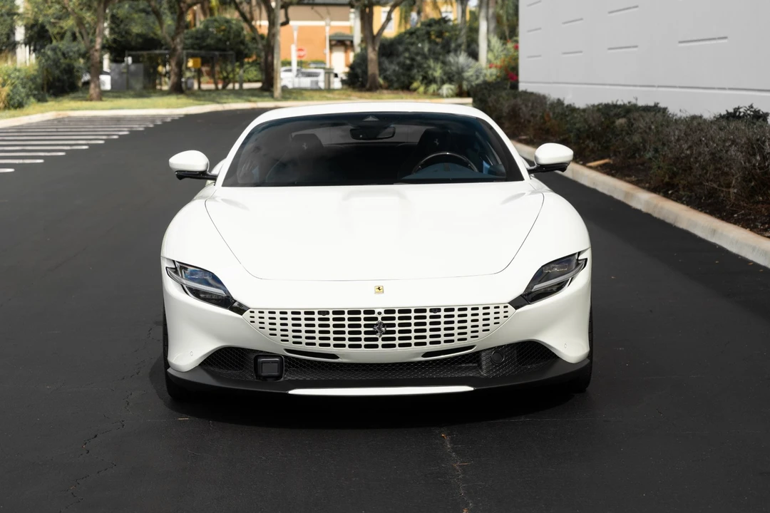 2022 Ferrari Roma - Image 4 of 12