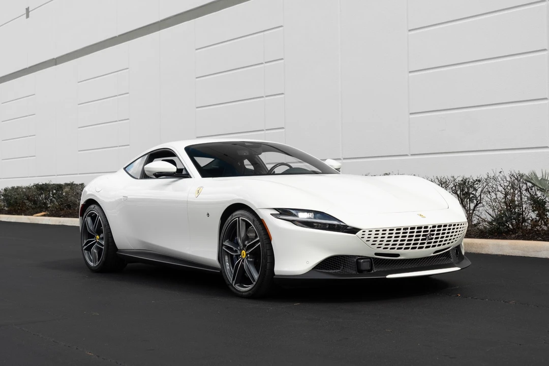 2022 Ferrari Roma - Image 3 of 12